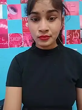 Naughty Kiara  online show from 06/04/26, 03:45