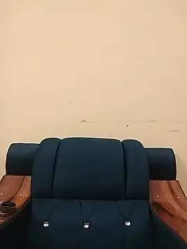 Naughty Kiara  online show from 07/16/26, 02:28