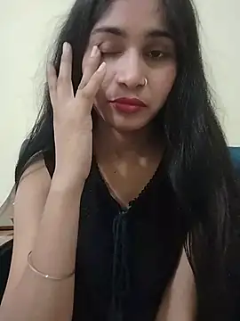 Naughty Kiara  online show from 07/18/26, 04:05