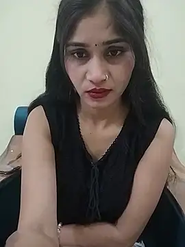 Naughty Kiara  online show from 07/26/26, 03:25