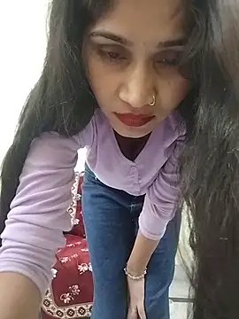 Naughty Kiara  online show from 07/28/26, 02:13