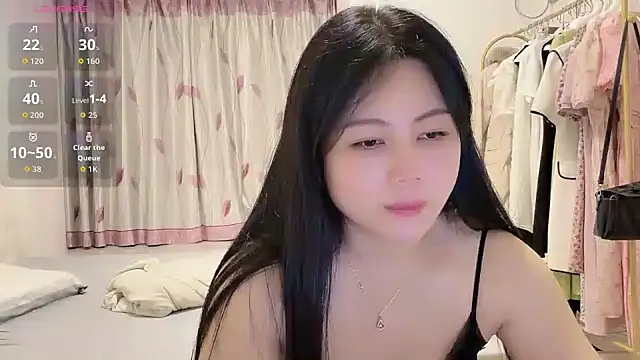 Snapshot of Eva-3344 chatting on 06/04/26, 12:44 Eva-3344 online show from 06/04/26, 12:44