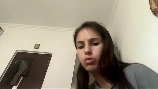 SindyKay online show from 06/18/26, 09:14