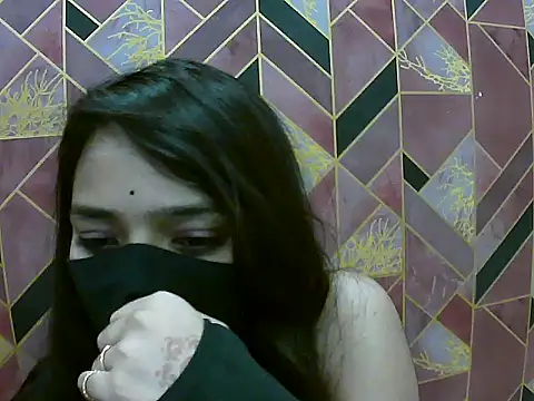 Snapshot of Hot-Roshni chatting on 06/11/26, 12:32 Hot-Roshni online show from 06/11/26, 12:32