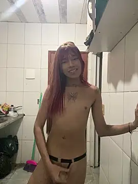 itevellyn  online show from 06/11/26, 02:53
