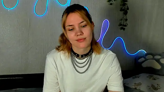 Milena Stasym online show from 07/03/26, 06:09