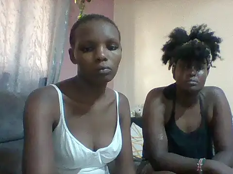 Prettypappi77 online show from 06/28/26, 01:39