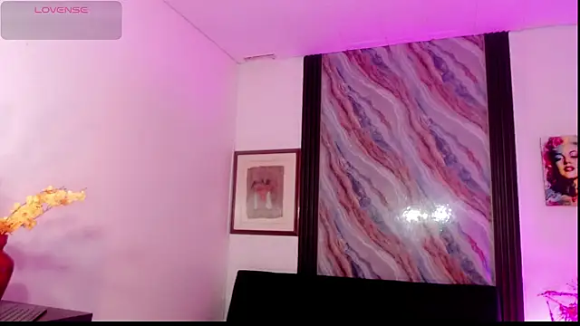 Sarita Moreno online show from 07/09/26, 03:21