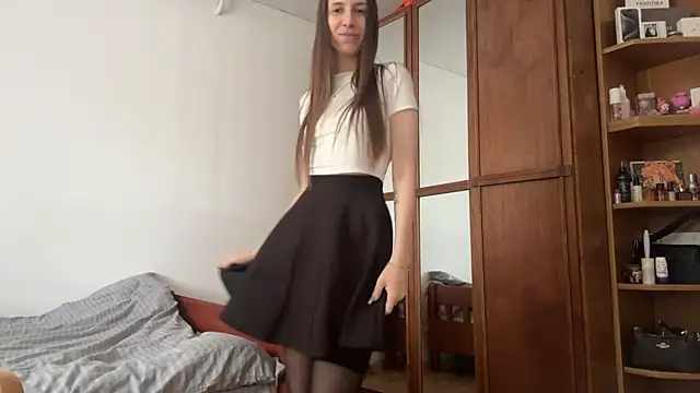 Snapshot of KathlineSutherlin chatting on 06/01/26, 12:07 KathlineSutherlin online show from 06/01/26, 12:07