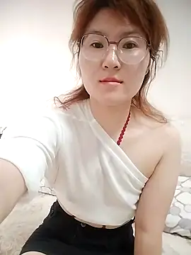 gaoyan880526 online show from 06/21/26, 06:38
