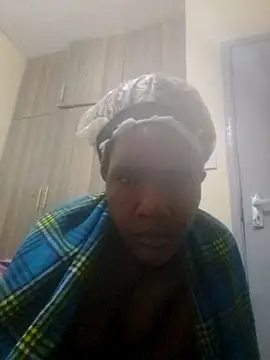 Creamymom4 online show from 06/16/26, 06:43
