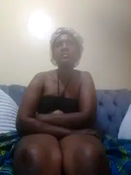 Creamymom4 online show from 06/18/26, 12:42
