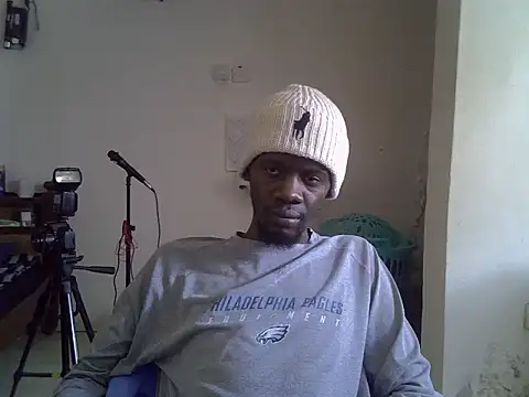 Snapshot of Thee_Biggest chatting on 06/02/26, 12:18 Thee Biggest online show from 06/02/26, 12:18