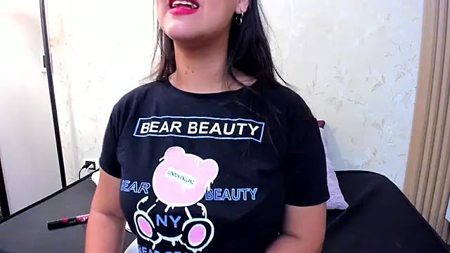 amberhanks online show from 07/28/26, 12:48
