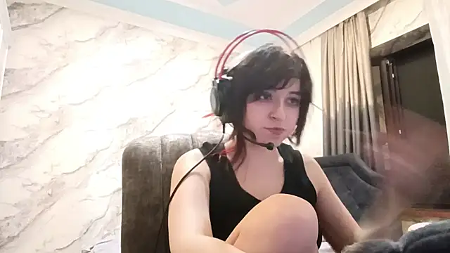 bunnyhoneylovehands online show from 07/28/26, 08:45