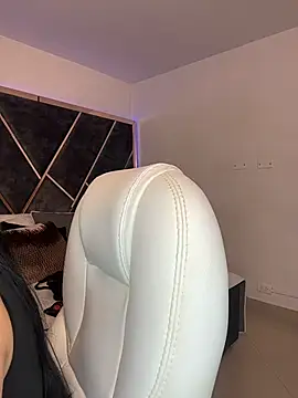 FoxySkye online show from 07/14/26, 05:01