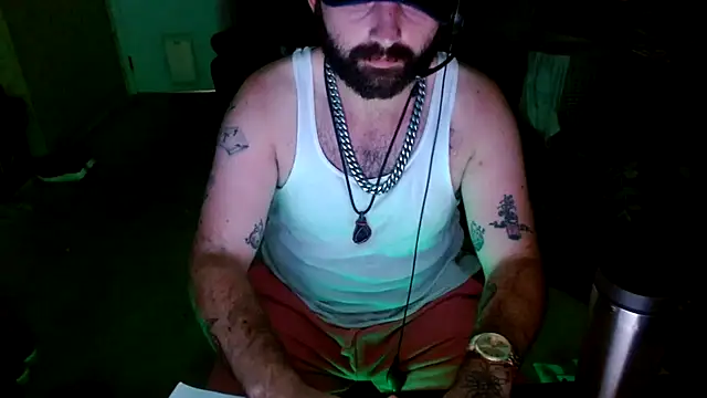 Snapshot of PandoranTheory chatting on 06/15/26, 04:31 PandoranTheory online show from 06/15/26, 04:31