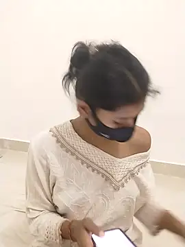 cute dipti online show from 06/16/26, 02:41