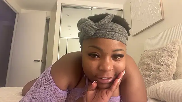Snapshot of Alicia_lamarsx chatting on 07/08/26, 04:44 Alicia lamarsx online show from 07/08/26, 04:44