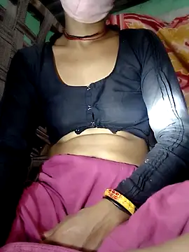 Aarti9080 online show from 07/03/26, 04:24