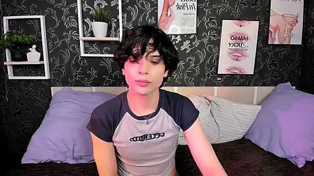 Snapshot of RubyMote chatting on 07/06/26, 03:03 RubyMote online show from 07/06/26, 03:03