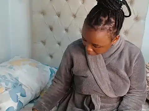 Lihle 00 online show from 06/11/26, 06:33