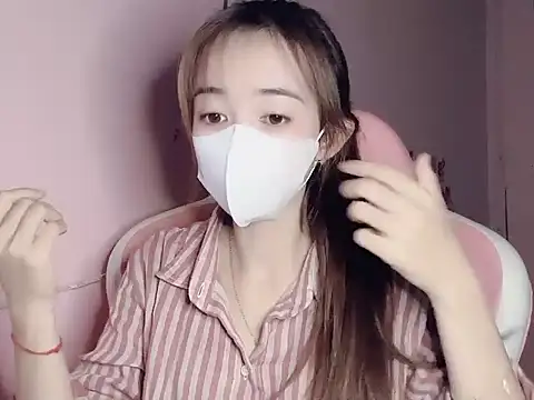 Alee8668 online show from 07/19/26, 05:49