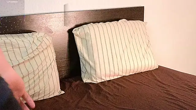 lovely bunnys online show from 07/27/26, 11:28