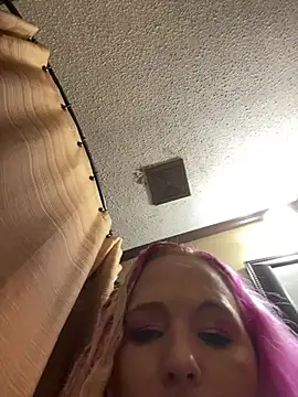 DanielleVineyard online show from 06/04/26, 11:22