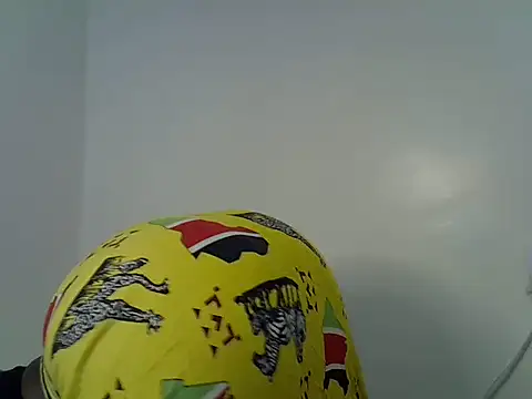 Snapshot of Sweet_Cherry17 chatting on 06/06/26, 11:31 Sweet Cherry17 online show from 06/06/26, 11:31