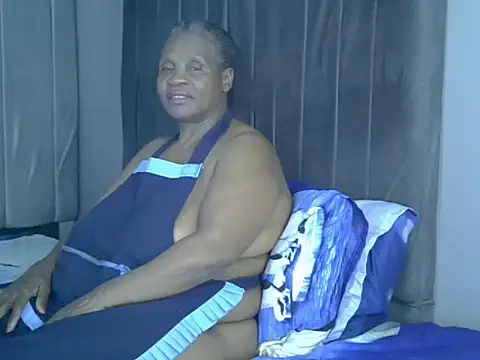 Snapshot of naughtymilf2026 chatting on 06/05/26, 04:35 naughtymilf2026 online show from 06/05/26, 04:35
