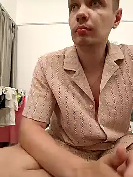 MissAndKiss online show from 07/08/26, 12:53