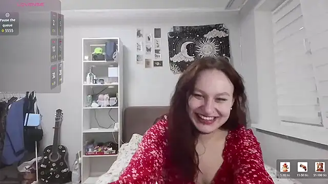 LoiseLovetto online show from 07/04/26, 04:24