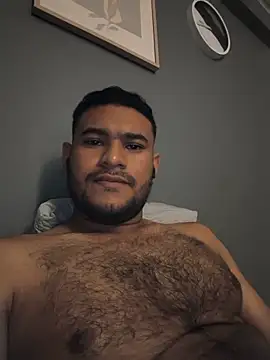 Snapshot of Leonargg chatting on 06/11/26, 12:32 Leonargg online show from 06/11/26, 12:32
