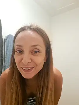 Snapshot of jasminelabeurette69 chatting on 06/04/26, 12:22 jasminelabeurette69 online show from 06/04/26, 12:22