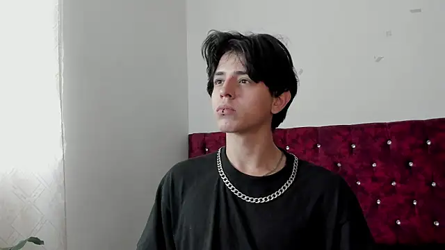 Snapshot of Angel_Miguel_1 chatting on 06/03/26, 08:25 Angel Miguel 1 online show from 06/03/26, 08:25