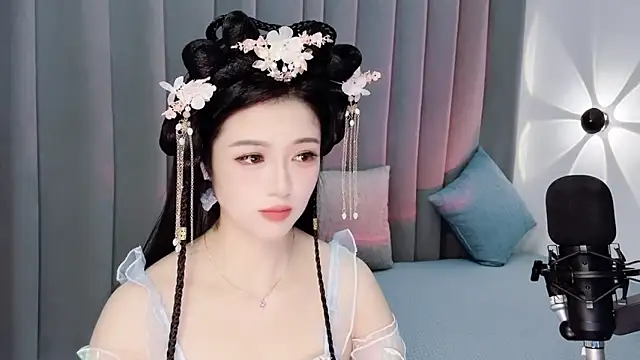 Snapshot of Momo-Wow chatting on 06/12/26, 05:50 Momo-Wow online show from 06/12/26, 05:50