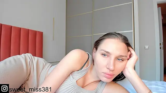 Snapshot of SofiClimbing chatting on 12/09/24, 05:18 SofiClimbing online show from 12/09/24, 05:18