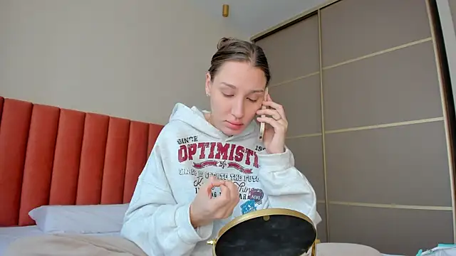 Snapshot of SofiClimbing chatting on 01/19/25, 04:44 SofiClimbing online show from 01/19/25, 04:44