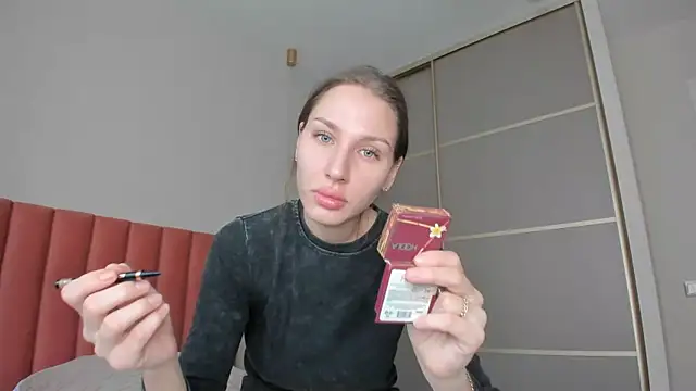 Snapshot of SofiClimbing chatting on 02/11/25, 03:08 SofiClimbing online show from 02/11/25, 03:08