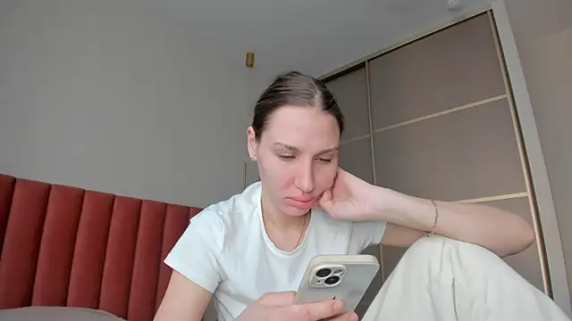 Snapshot of SofiClimbing chatting on 03/16/25, 12:34 SofiClimbing online show from 03/16/25, 12:34