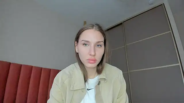 Snapshot of SofiClimbing chatting on 03/21/25, 11:55 SofiClimbing online show from 03/21/25, 11:55