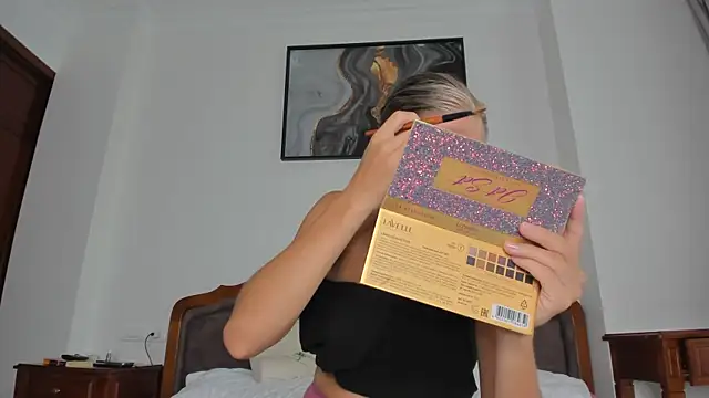 Snapshot of SofiClimbing chatting on 09/27/25, 06:18 SofiClimbing online show from 09/27/25, 06:18