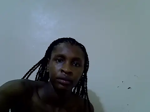 Snapshot of velvet_luxe chatting on 06/08/26, 05:24 velvet luxe online show from 06/08/26, 05:24