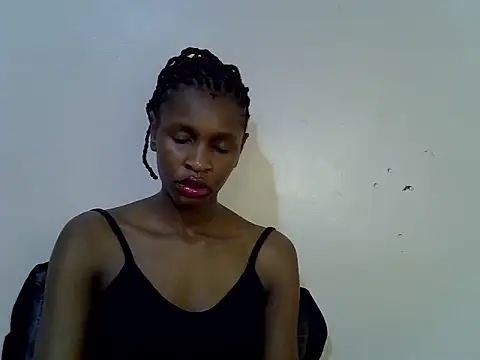 Snapshot of velvet_luxe chatting on 06/11/26, 01:16 velvet luxe online show from 06/11/26, 01:16