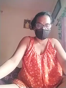 chatterjeesayani567 online show from 06/18/26, 04:02