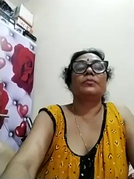 chatterjeesayani567 online show from 07/28/26, 04:39