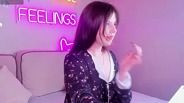 Violeta Paul online show from 06/11/26, 02:53