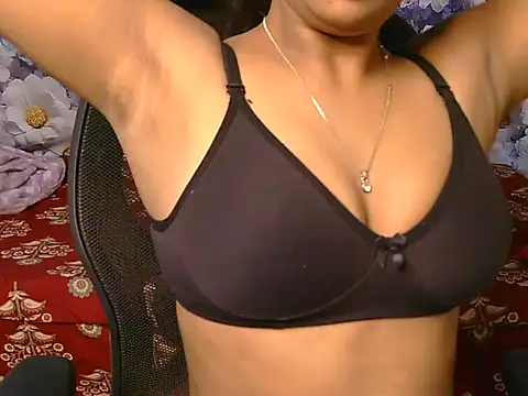 givenchilly online show from 07/20/26, 08:50