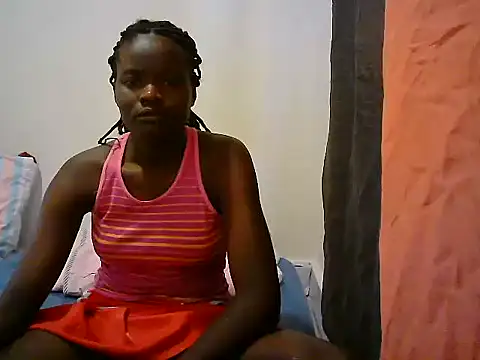Snapshot of BerryJulie chatting on 06/05/26, 07:25 BerryJulie online show from 06/05/26, 07:25